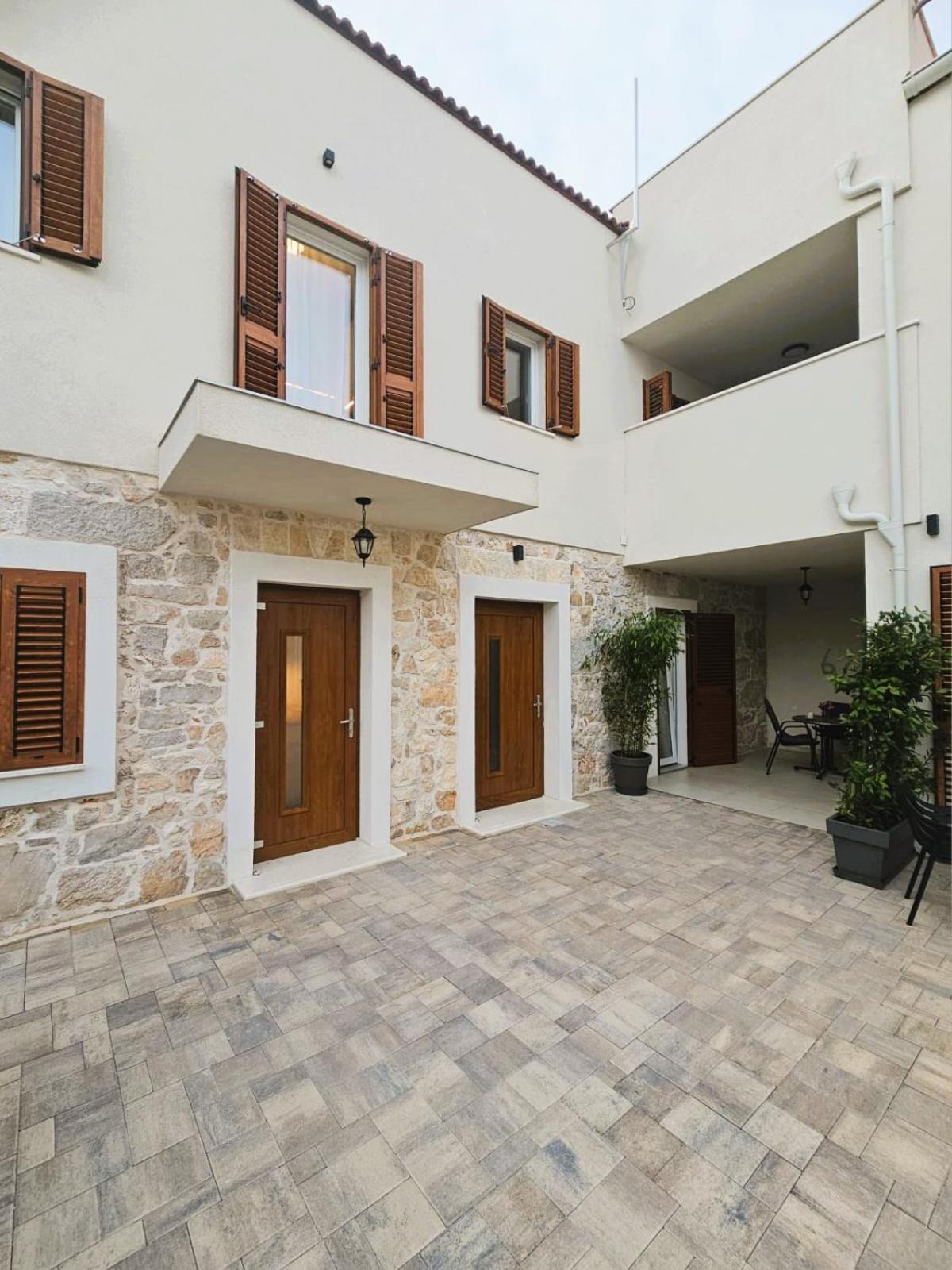 Apartments Miamare 2 Primošten Eksteriør bilde