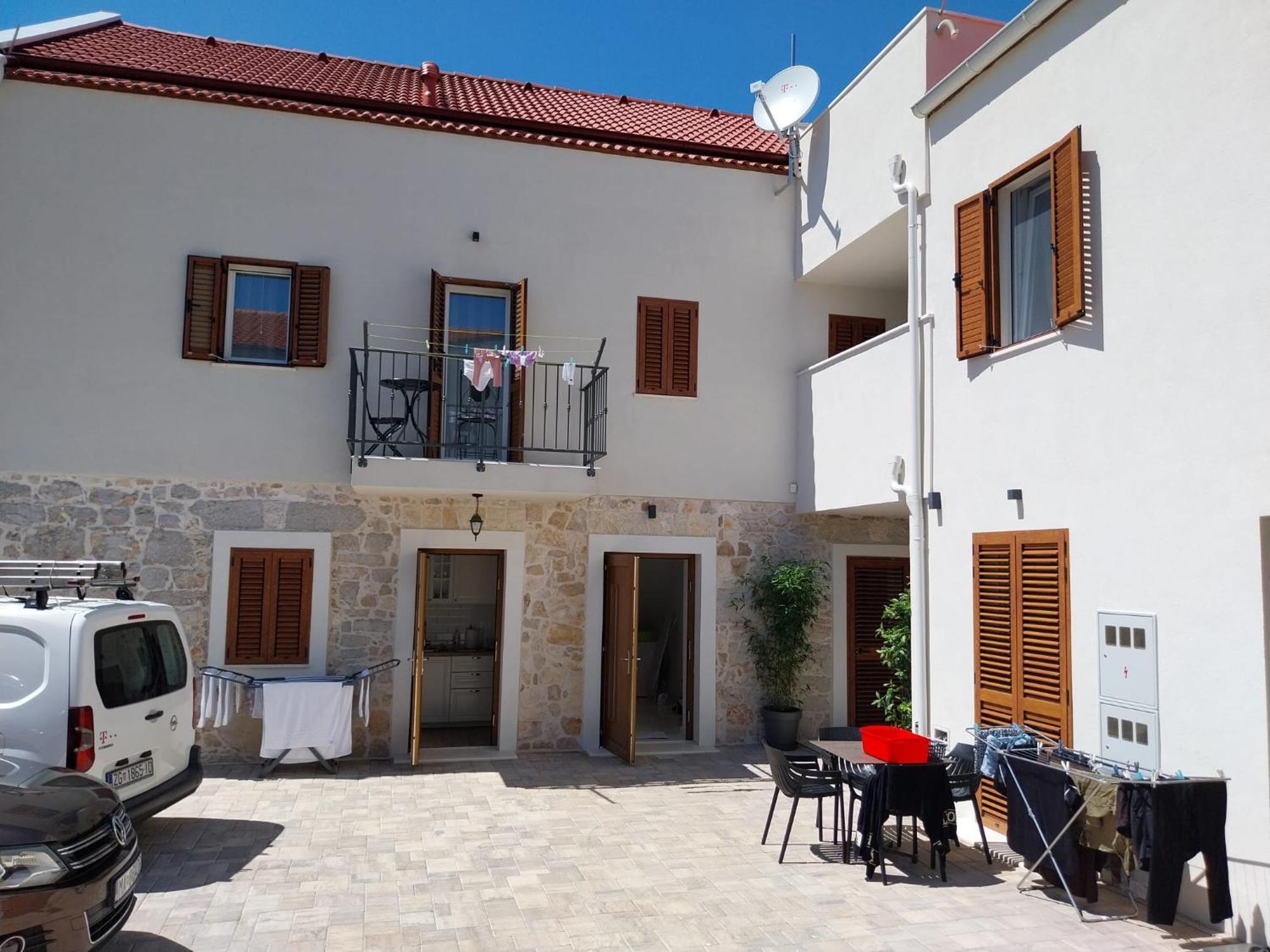 Apartments Miamare 2 Primošten Eksteriør bilde