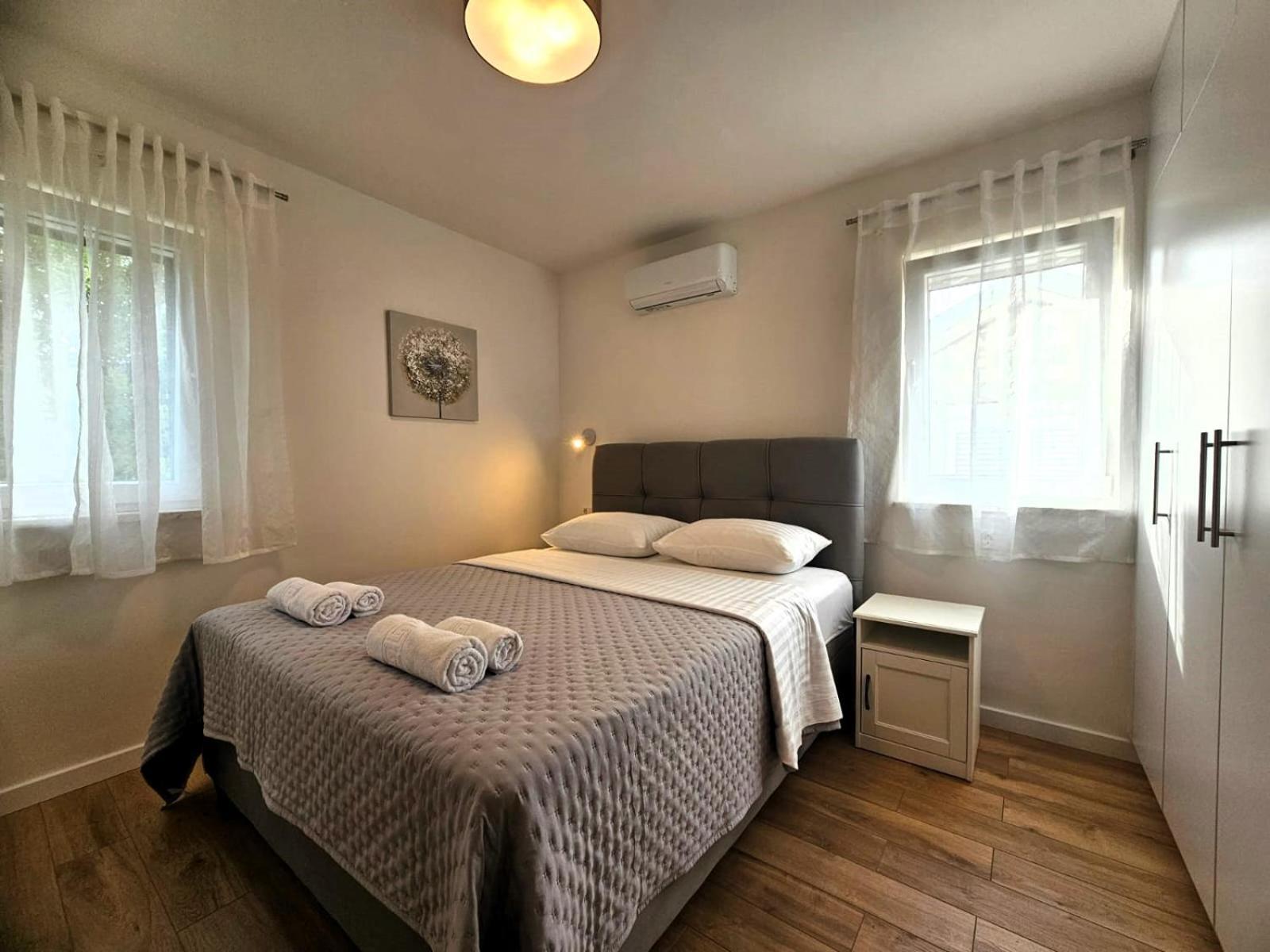 Apartments Miamare 2 Primošten Rom bilde