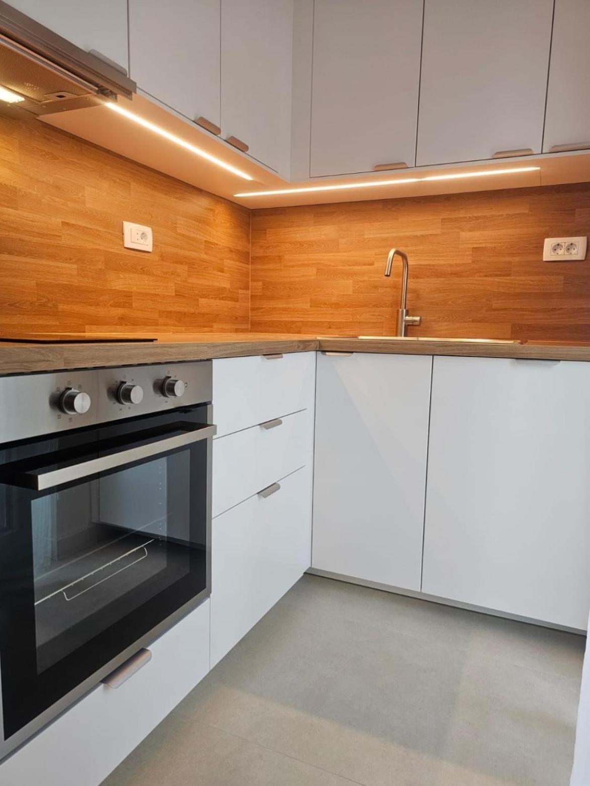 Apartments Miamare 2 Primošten Rom bilde