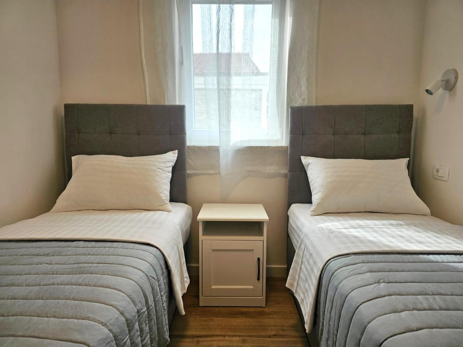 Apartments Miamare 2 Primošten Eksteriør bilde