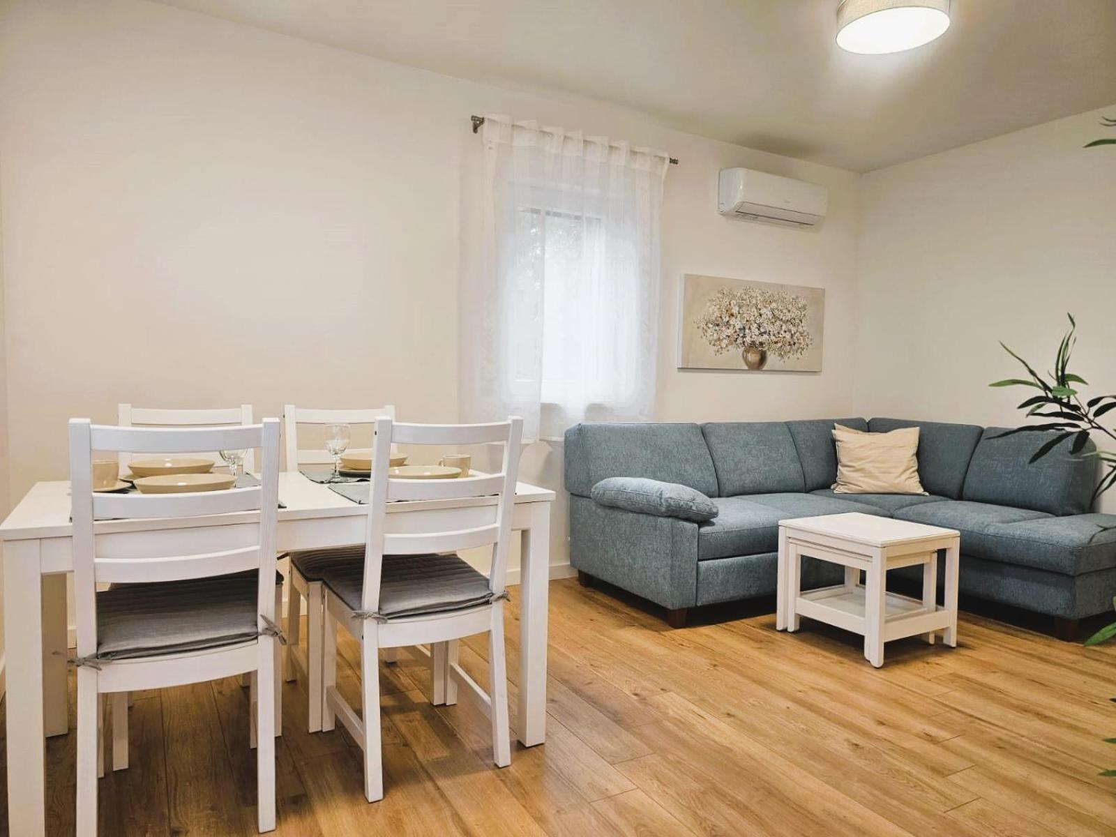 Apartments Miamare 2 Primošten Rom bilde