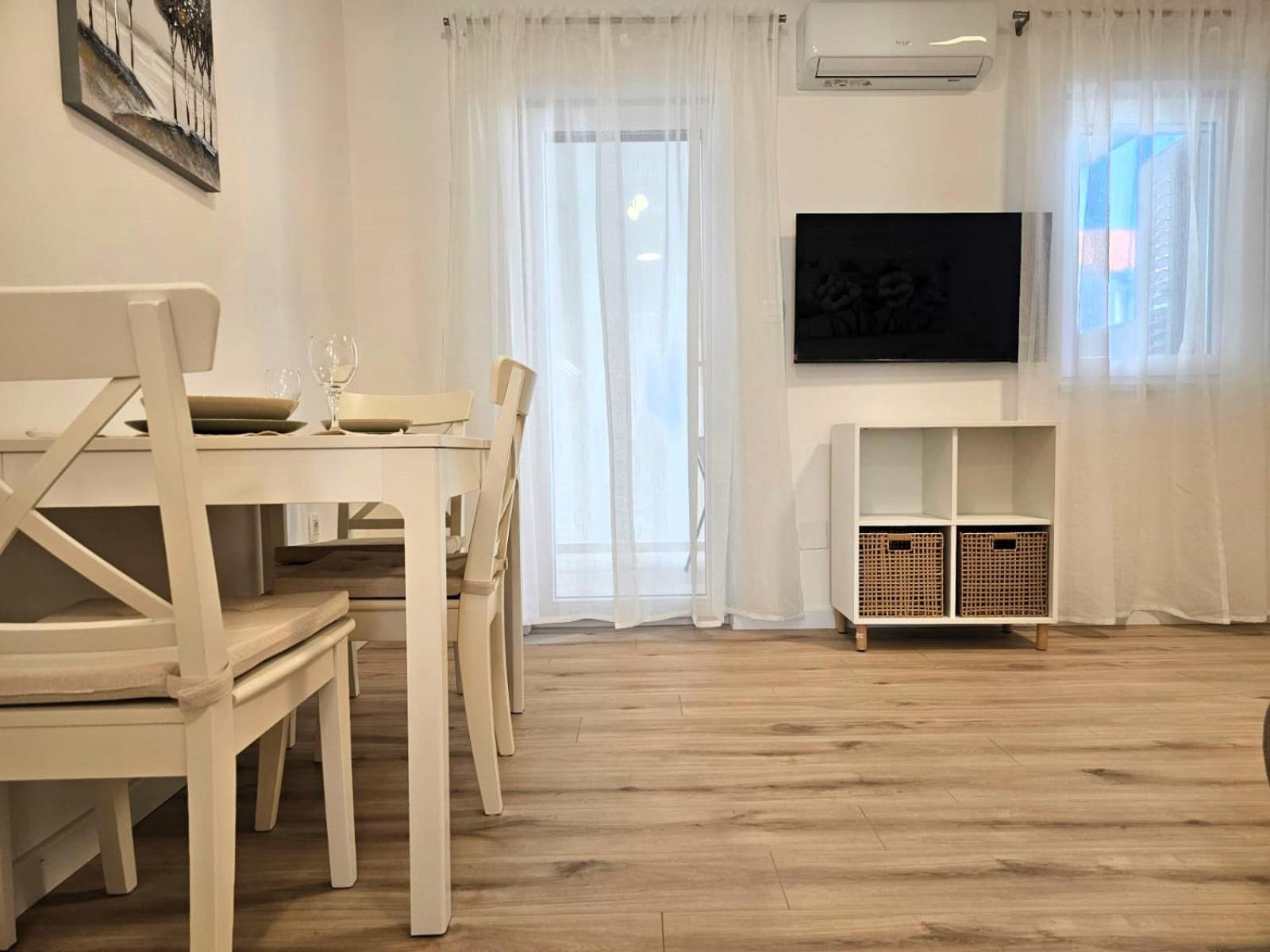 Apartments Miamare 2 Primošten Eksteriør bilde