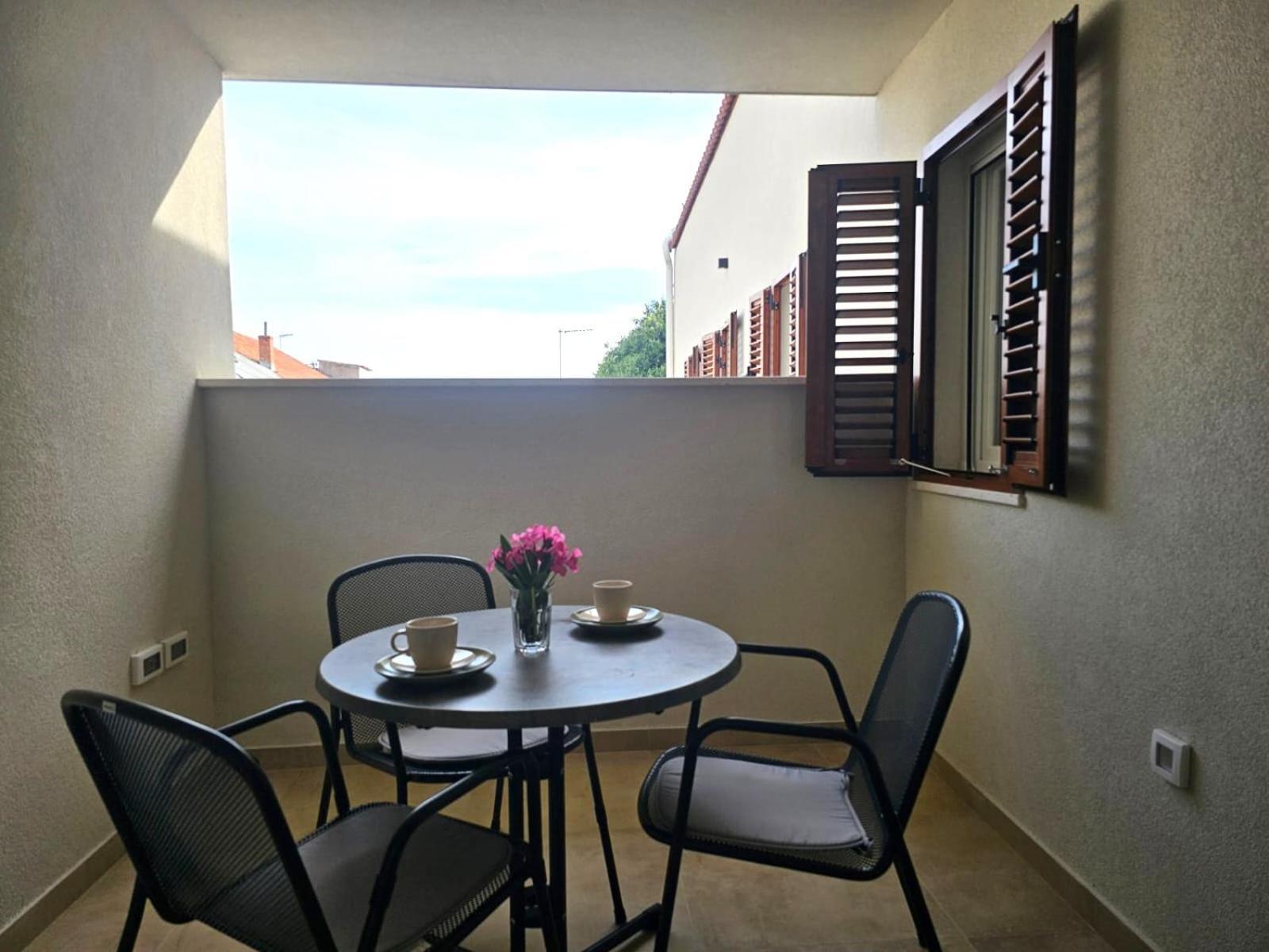 Apartments Miamare 2 Primošten Eksteriør bilde